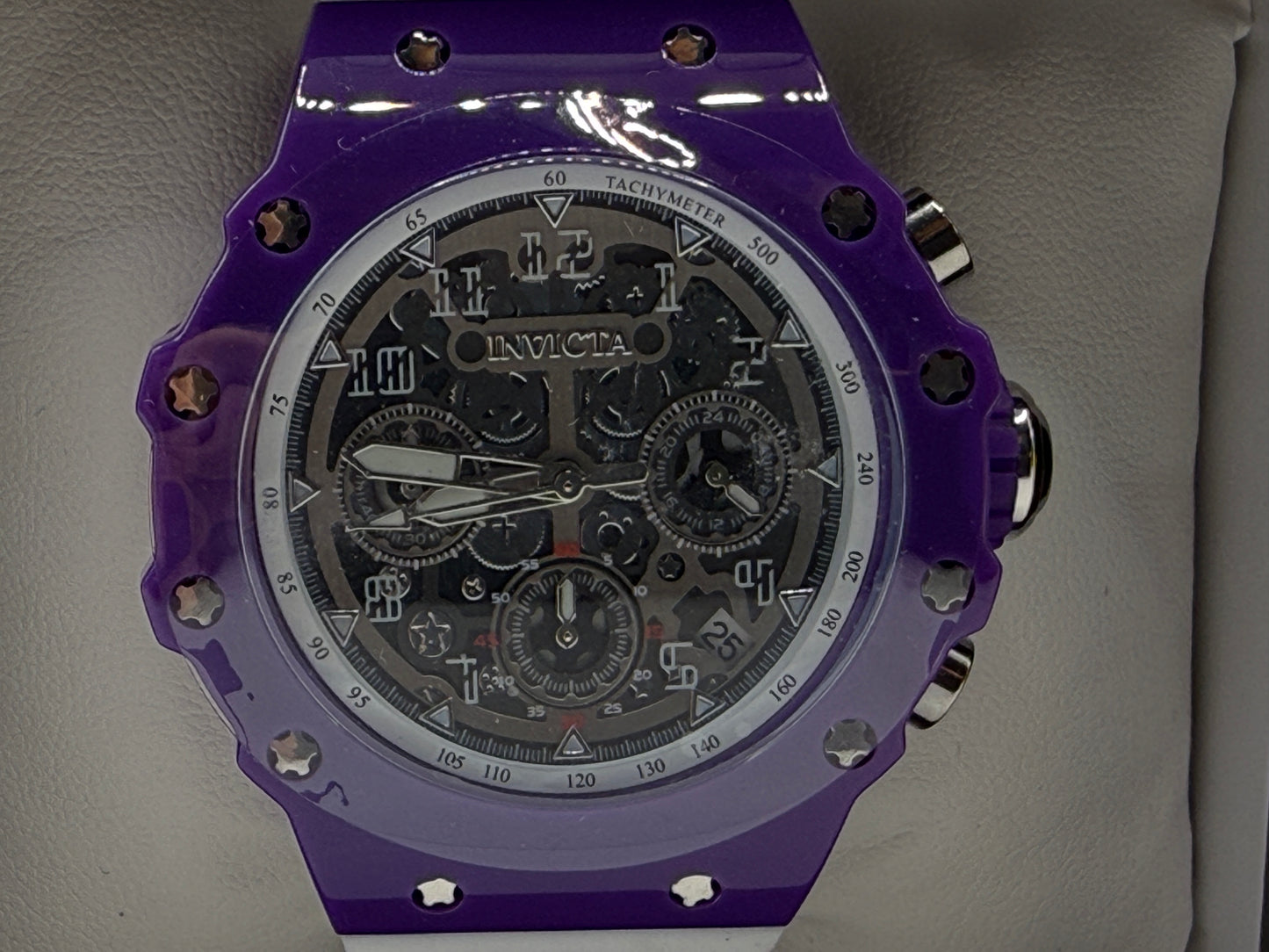 Invicta Racing Apexium (69626) - 41mm Unisex