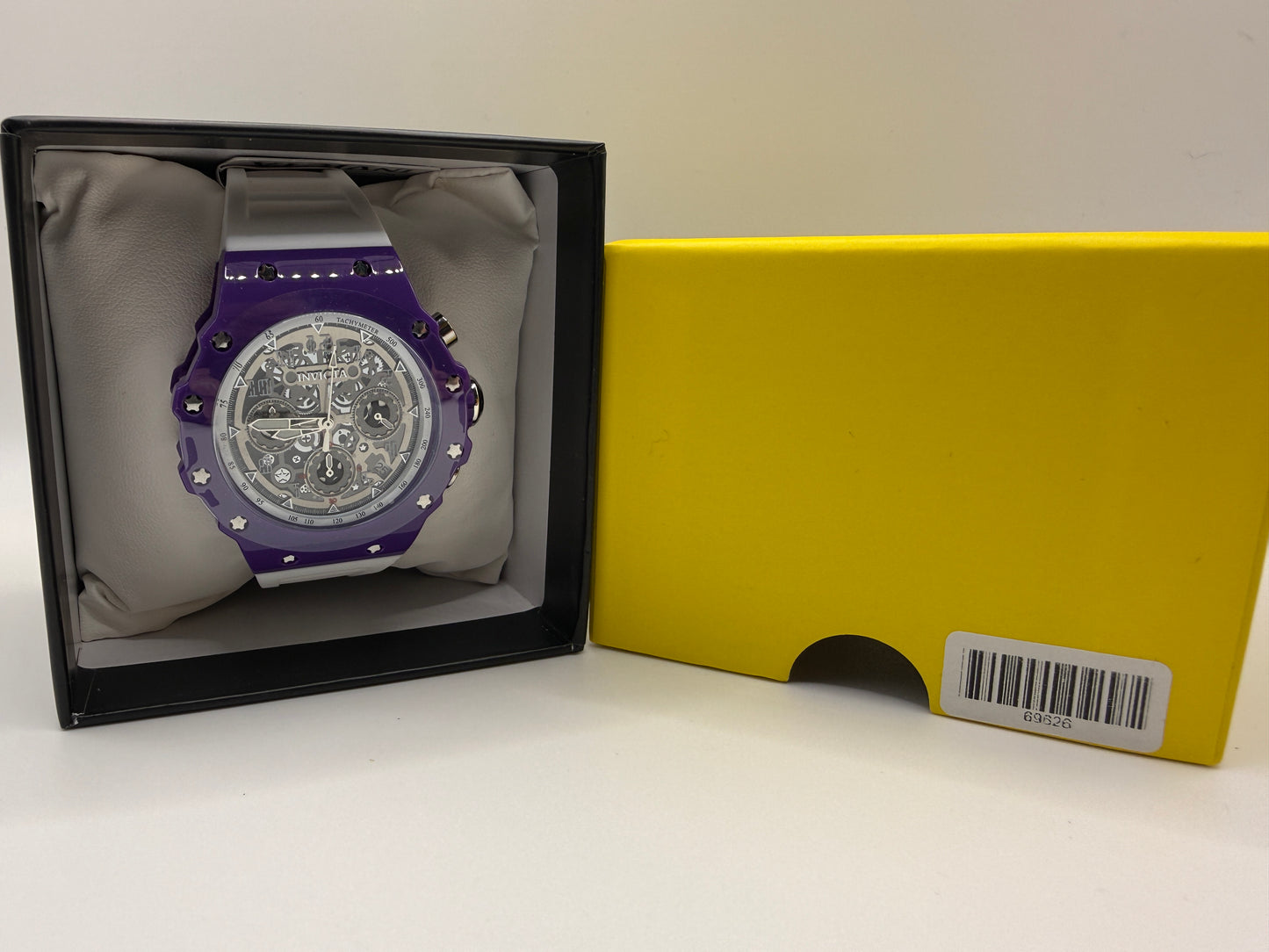 Invicta Racing Apexium (69626) - 41mm Unisex