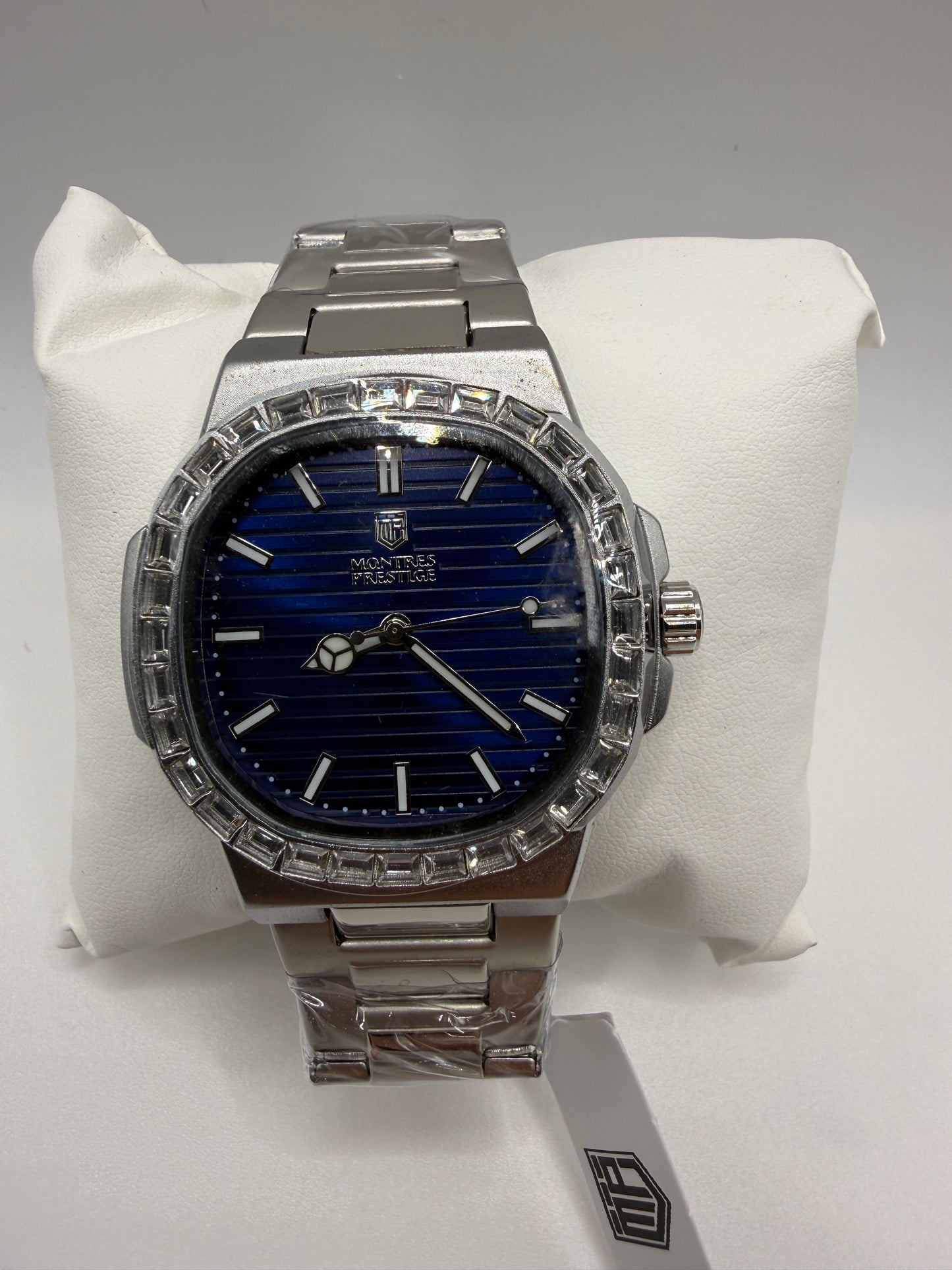 Invicta Montres Prestige Classic (MPW-0326) - 40mm Watch